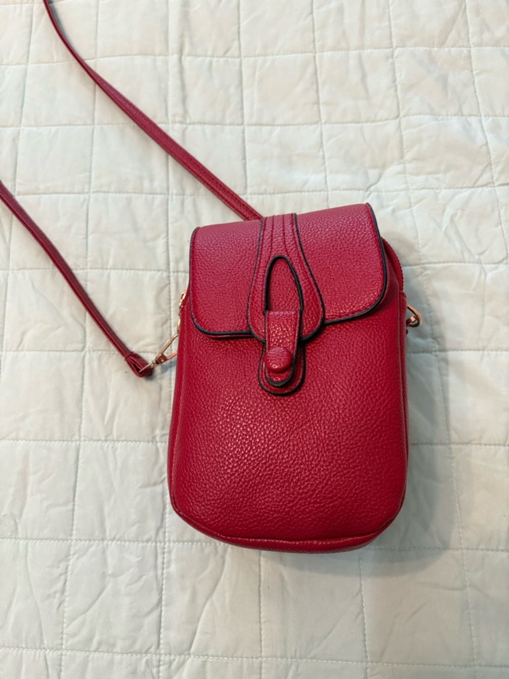 NWOT Women's Red Crossbody Phone Bag - Brand Unspecified